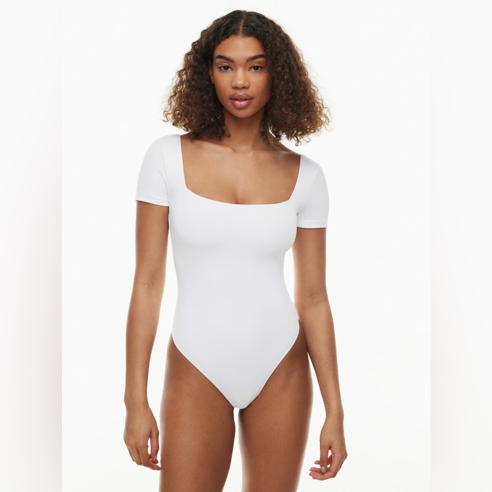 Artizia BABATON white short sleeve square neck BODYSUIT size S SMALL EUC